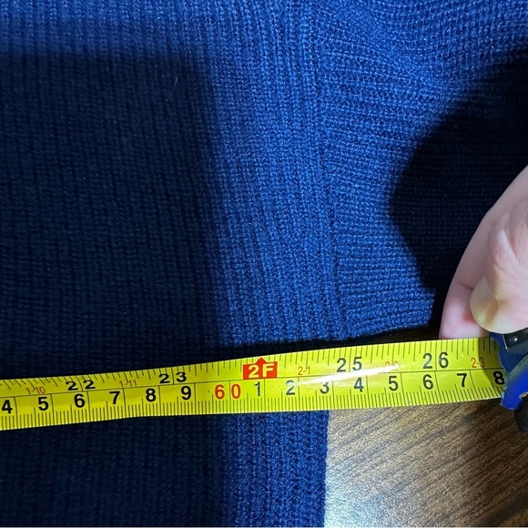 vineyard vines Oversized Ribbed Luxe Crewneck Sweater in Navy small/medium - Picture 5 of 7